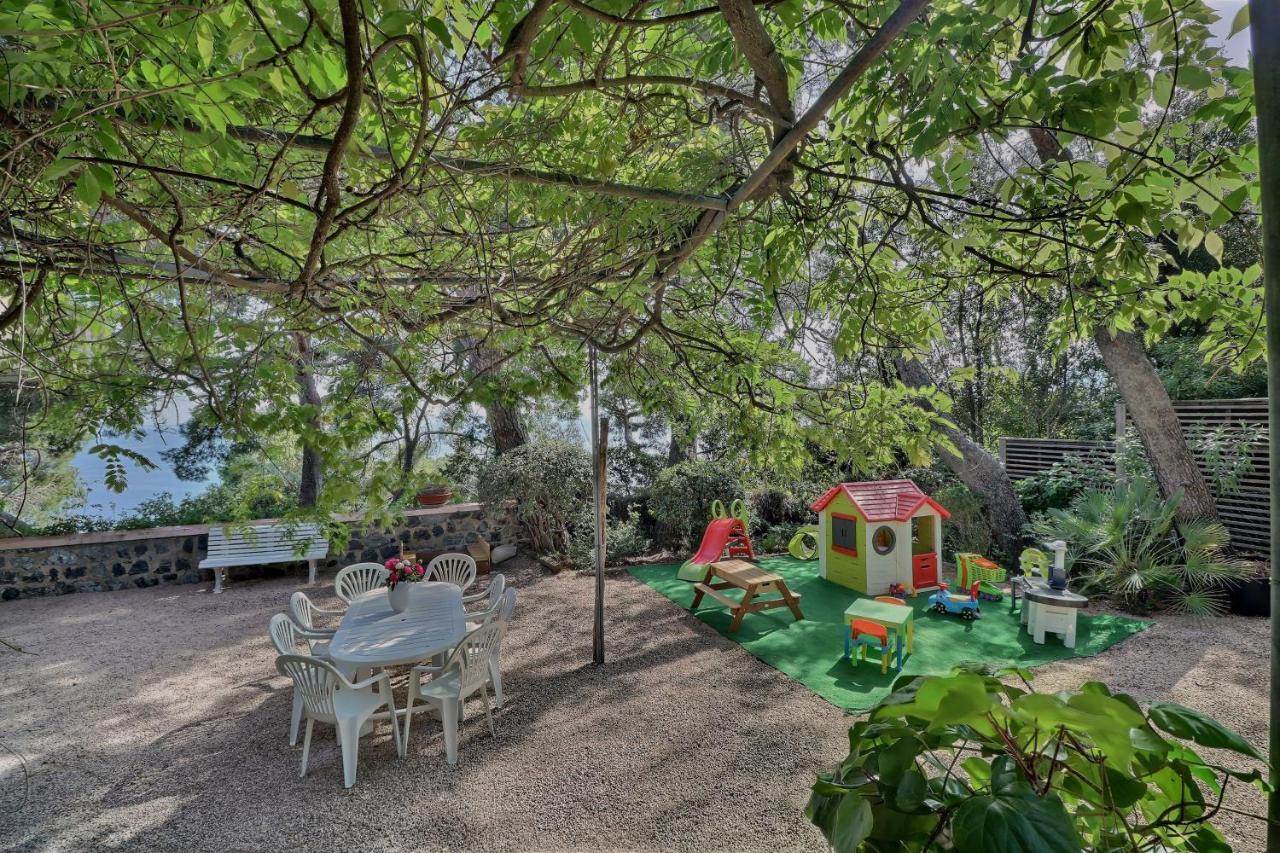Villa Des Fontenelles La Croix-Valmer Extérieur photo
